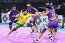 Pkl 2019 Naveen Kumar Steals The Show As Dabang Delhi Thrash Tamil Thalaivas