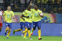 Isl 2019 20 Kbfc Vs Atk Ogbeche The Hero As Kerala Strike Down Atk In Indian Super League Opener