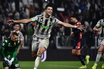 Juventus 2 1 Genoa Ronaldo Penalty Gives 10 Man Champions Late Winner