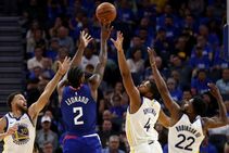 Nba Wrap Bucks Overcome 16 Point Deficit Giannis Antetokounmpo Fouling Out To Beat Rockets In Opener