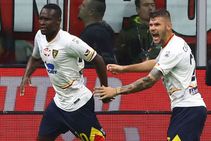 Ac Milan 2 2 Lecce Pioli Denied Winning Start By Spectacular Late Strike
