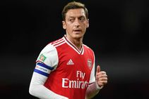 Mesu Ozil Wont Be Forced Out Before Arsenal Deal Expires