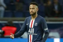 Barcelona Players Offered To Alter Salaries To Bring Neymar Back Pique