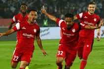 Isl Feature Northeast United Staying Together
