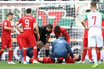 Augsburg 2 2 Bayern Munich Sule Injured As Champions Are Hit By Last Gasp Equaliser