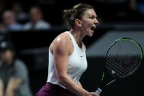 Simona Halep Says She Deserved Disgrace Criticism Coach Darren Cahill Wta Finals