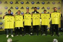Real Kashmir Fc Adidas Unveil New Home Jersey Dedicated To The Die Hard Fans Of I League Newbies