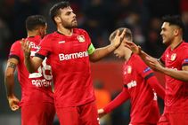 Champions League Bayer Leverkusen 2 1 Atletico Madrid Volland Strikes To Blow Group D Open