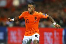 Depay Leaving Lyon Would Be Better For Netherlands Says Koeman