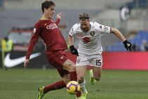 Manchester United Battle Psg For Roma Star A Good Deal