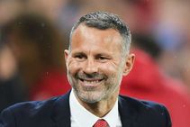 Wales Azerbaijan Euro 2020 Qualifying Report Ryan Giggs Side On Course