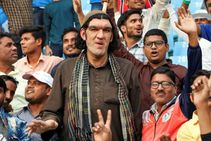 Cops Help Behemoth Afghanistan Cricket Fan To Find Room In Lucknow