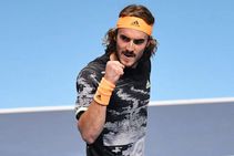 Stefanos Tsitsipas Beats Dominic Thiem To Win Atp Finals Title