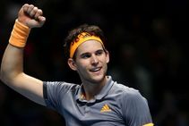 Alexander Zverev Beats Dominic Theim Atp Finals