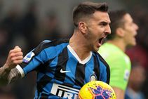 Inter 2 1 Hellas Verona Barella Hits Stunning Winner Send Hosts Top