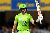 Big Bash League 2019 20 Ferguson Strikes Perfect Tone For Thunder As Heat Serve Up Lukewarm Opener