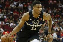 Giannis Antetokounmpo Milwaukee Bucks Lebron James La Lakers Nba