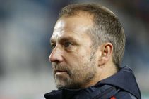 Borussia Monchengladbach 2 1 Bayern Munich Bensebaini Brace Hansi Flick Lose Again Bundesliga