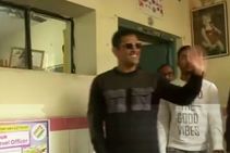 Ms Dhoni Casts His Vote In Ranchi In Ongoing Jharkhand Assembly Elections