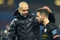 Pep Guardiola Crazy For Manchester City To Think About The Title