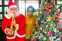 Cricketers Footballers Lead Sports Fraternity To Greet Fans On Christmas