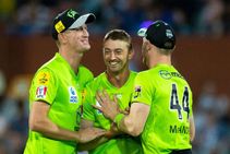 Rashid Khan Cameo Adelaide Strikers Sydney Thunder Big Bash League