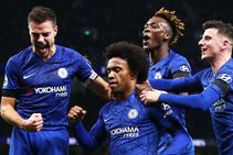 Frank Lampard Chelsea Contract Talks Willian New Deal