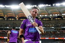 Big Bash League Short Century Leads Hurricanes Past Scorchers