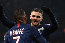 Paris Saint Germain 6 1 Saint Etienne Couple De La Ligue Mauro Icardi Match Report