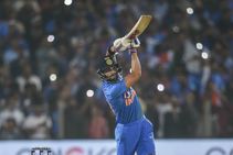 India Vs Australia Key Battles That Can Make An Impact On Odi Series