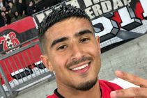 Barcelona Naci Unuvar Ajax History Debut Goal