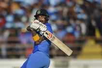 India Vs New Zealand 2nd T20i As It Happened Rahul Shreyas Bowlers Propel India