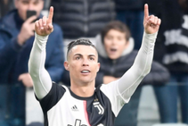 Juventus 4 0 Cagliari Ronaldo Gets 2020 Started In Style With Second Half Hat Trick