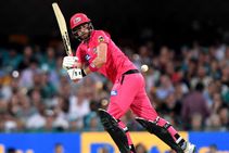Sydney Sixers Thrash Brisbane Heat Big Bash League Steve Smith Return
