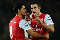Robin Van Persie Mikel Arteta Christmas Dinner Arsenal News