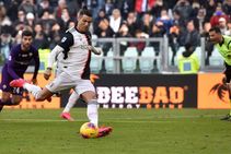 Juventus Beat Fiorentina Cristiano Ronaldo Penalties Matthijs De Ligt Serie A