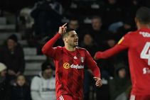 Wayne Rooney Goal Not Enough Derby County Fulham