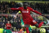 Premier League Norwich City 0 1 Liverpool Reds March On Thanks To Magnificent Mane