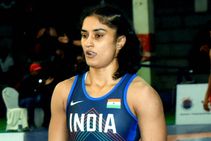 Asian Wrestling Championship Vinesh Defeated By Nemesis Mukaida Sakshi In Hunt For Gold