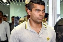 Umar Akmal Not To Challenge Pcb S Show Cause Notice