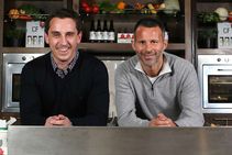 Coronavirus Gary Neville Hands Over Manchester Hotel Beds To Nhs Staff