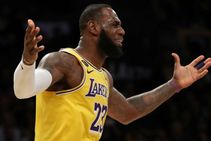 Nets Stun Lebron S Lakers As Clippers And Rockets Soar
