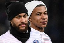 Rumour Has It Psg Neymar Mbappe Kane Man Utd Tottenham