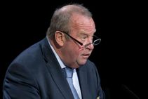 Fifa Medical Chief Michel Dhooghe Calls For Leagues To Be Cancelled