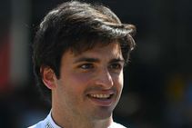 Carlos Sainz Vettel Ferrari F1 De La Rosa