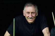 Batsman Should Be Given Out Lbw If Ball Goes On To Hit Stumps Ian Chappell