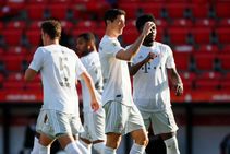 Union Berlin 0 2 Bayern Munich Lewandowski Hits 40 Goals Mark As Champions Cruise