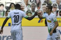 Borussia Monchengladbach 4 1 Union Berlin Thuram Takes A Knee As Foals Boost Champions Hopes