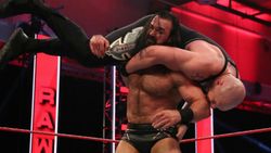 Wwe Monday Night Raw Results And Highlights May 18 