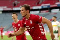 Bayern Munich 2 1 Borussia Monchengladbach Goretzka Winner Keeps Bundesliga Leaders Seven Points Ahead